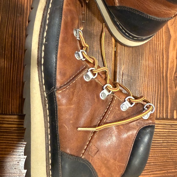 Sperry Tan Leather Lace-Up Boots - Picture 2 of 7